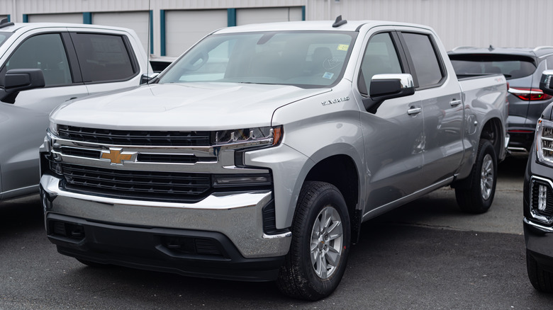 chevy silverado pickup truck