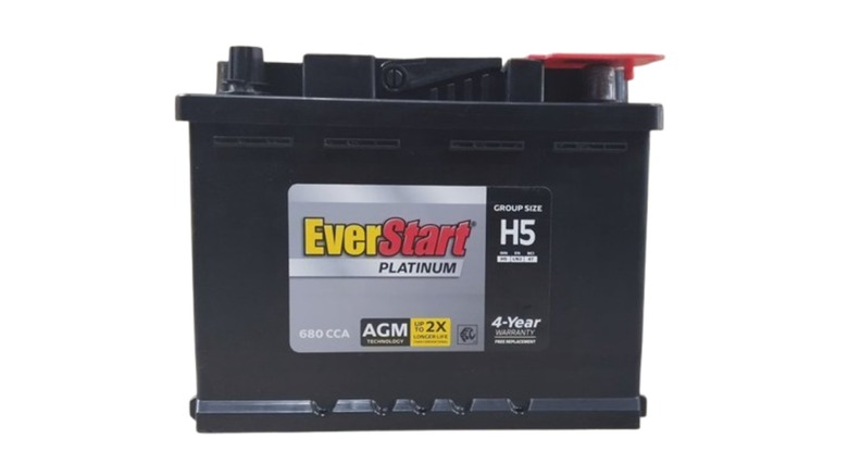An EverStart Platinum H5 car battery featuring AGM technology and a four-year warranty label