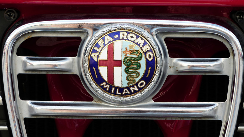 close up classic alfa romeo logo