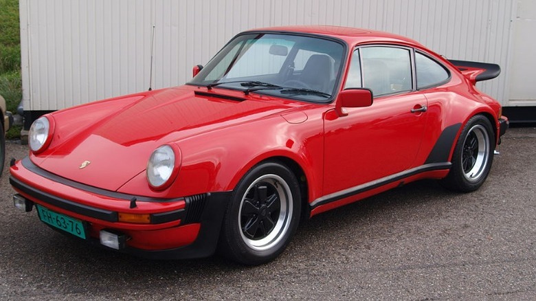 a porsche 911 turbo
