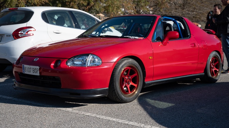 Red Honda del Sol