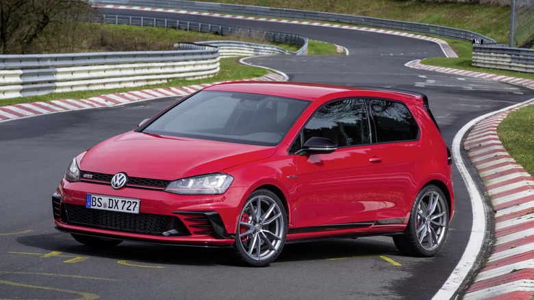Volkswagen Golf GTI MK6 at Nurburgring, front-left view
