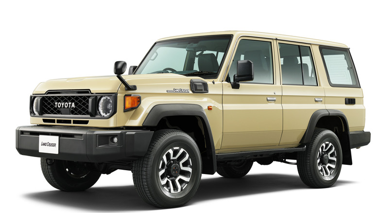2024 J70 Toyota Land Cruiser on white background, front-left 3/4 view