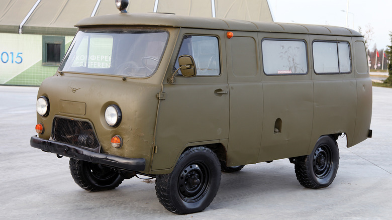 UAZ-452 parked in snow, front-left 3/4 view