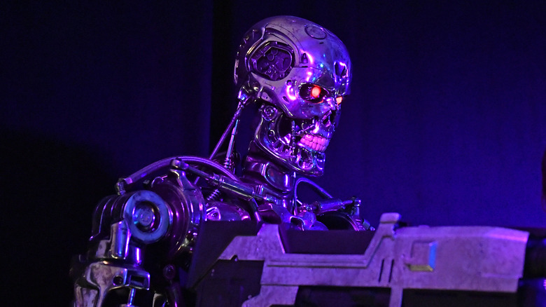 Terminator holding guns 