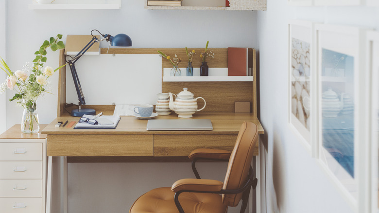 home office workspace
