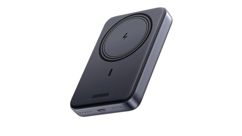 Product image of the Ugreen Magnetic Power Bank