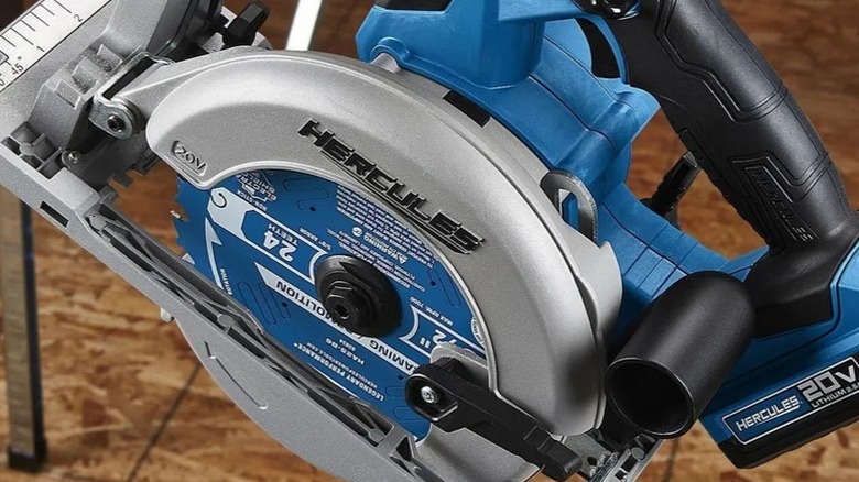 Hercules 20V 6 ½-inch Circular Saw hanging on 2x4