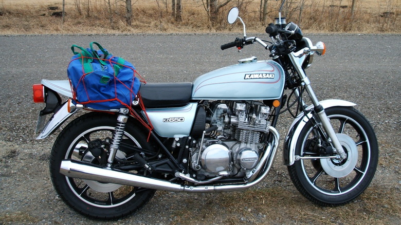 Red Kawasaki KZ650