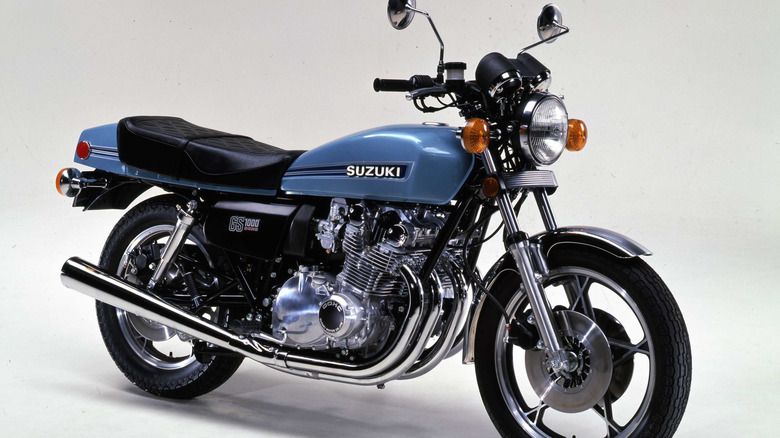 Blue Suzuki GS1000 against a white background