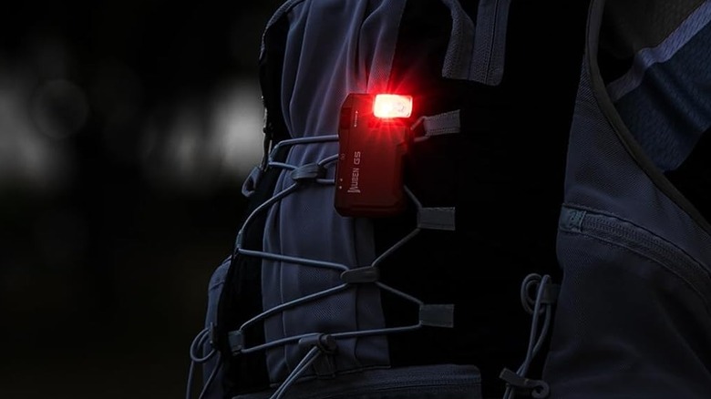 WUBEN G5 Rechargeable light on bag