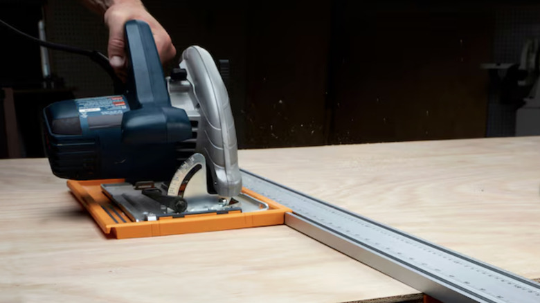 circular saw with track saw guide