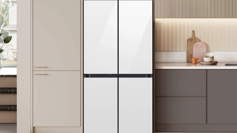 Picture showing Samsung refrigerator with 4-door French door setup