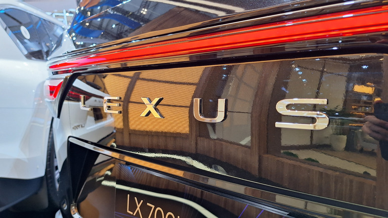 Close up of Lexus logo