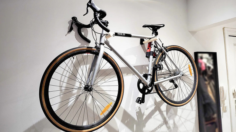 Bicycle on 3D printed mount