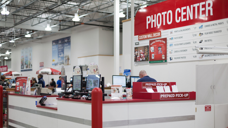 Photo center in Costco warehouse