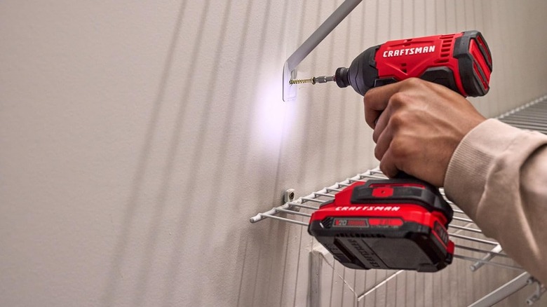 Closeup of the Craftsman V20 1/4 inch impact driver