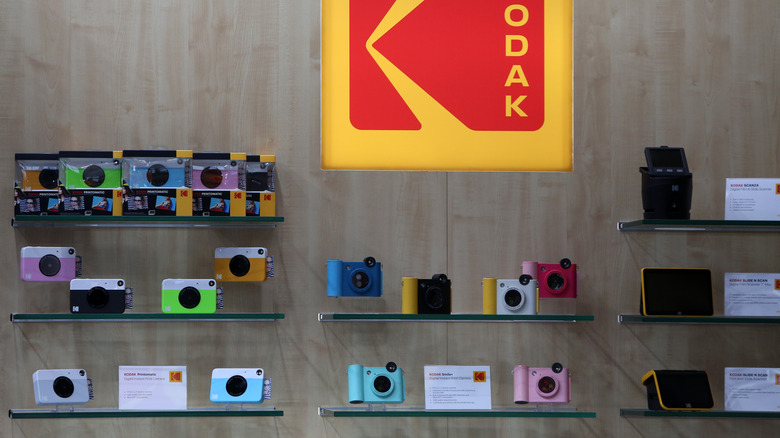 Shopping for kodak digital vintage cameras