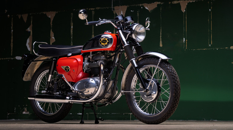 BSA motorcycle with transverse mounted twin engine