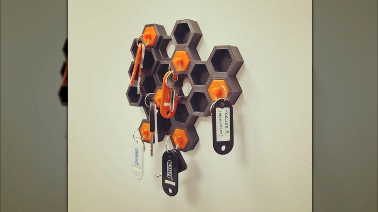 bee hive shaped key holder