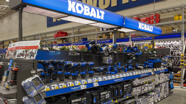 kobalt power tool display