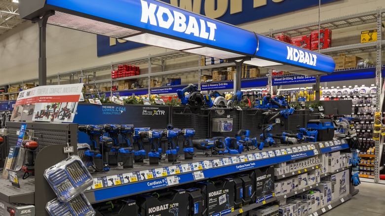 kobalt power tool display
