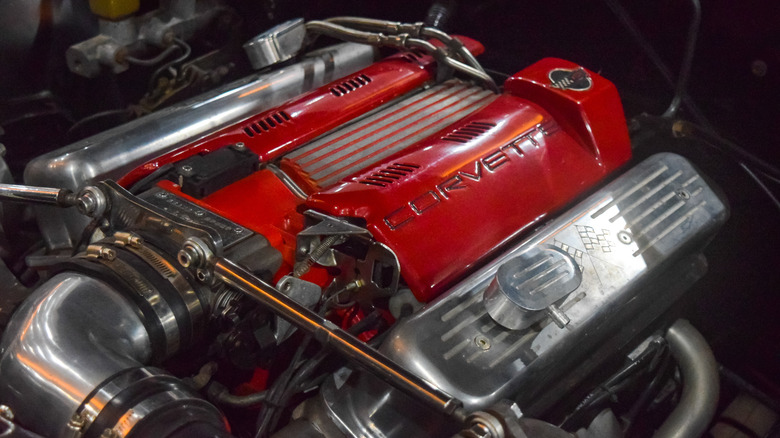 Chevrolet motor with accessories