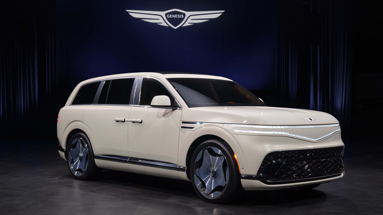 Genesis GV90 reveal