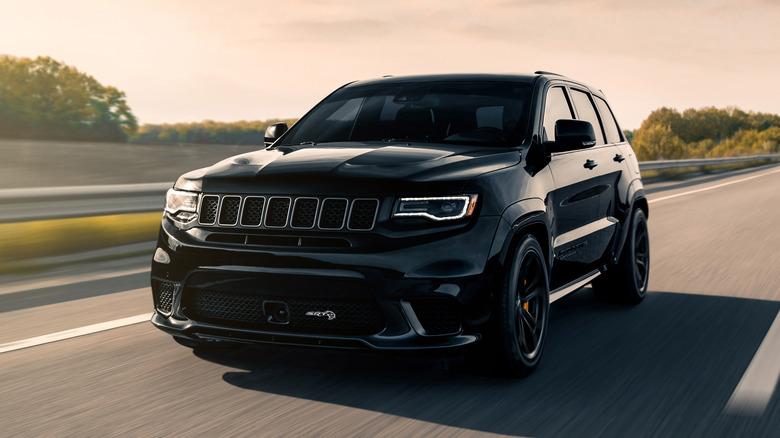 Jeep SRT Hellcat highway driving