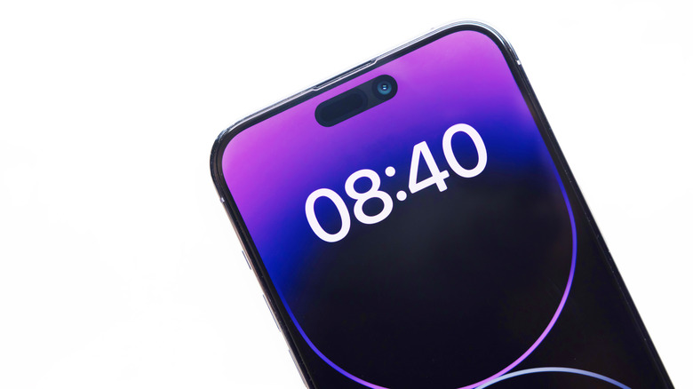 iphone with dynamic island