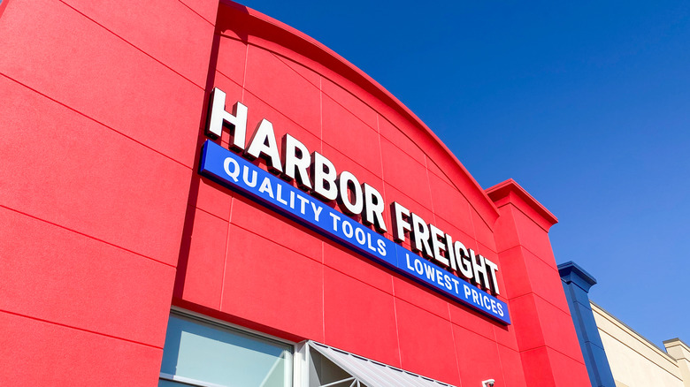 The front of a Harbor Freight Tools store.