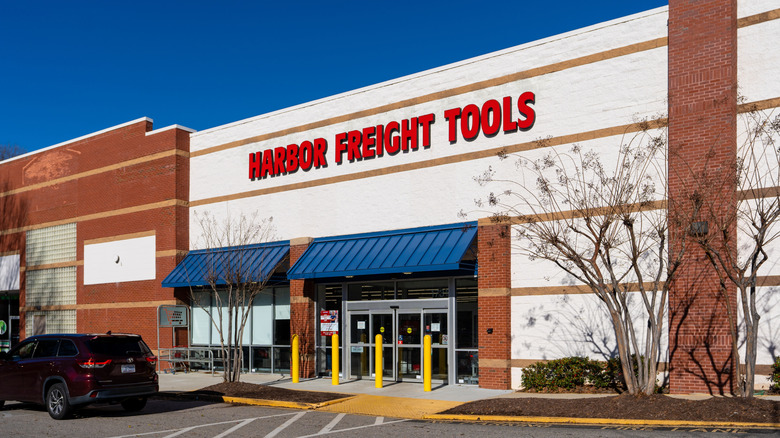 The front of a Harbor Freight Tools store.