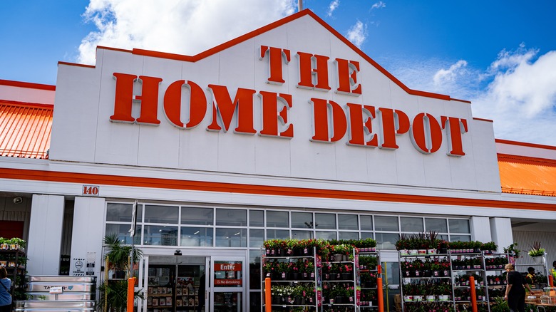 Home Depot storefront
