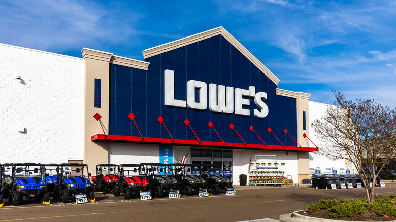 Exterior shot of Lowe's store