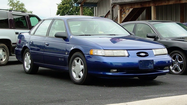 Ford Taurus SHO front 3/4