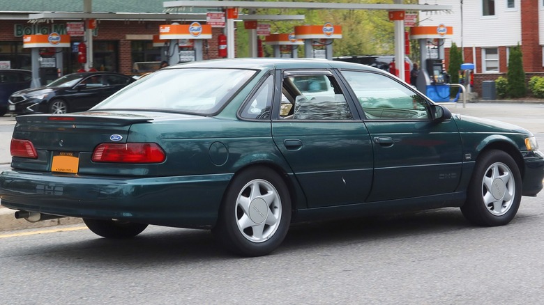 Ford Taurus SHO rear 3/4