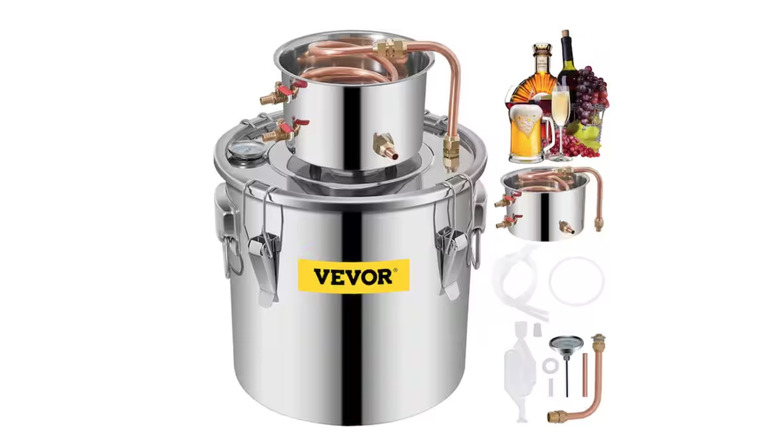 Picture showing Vevor distilling kit