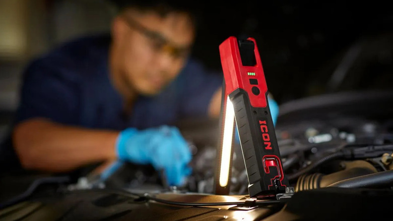 Icon bar light on car