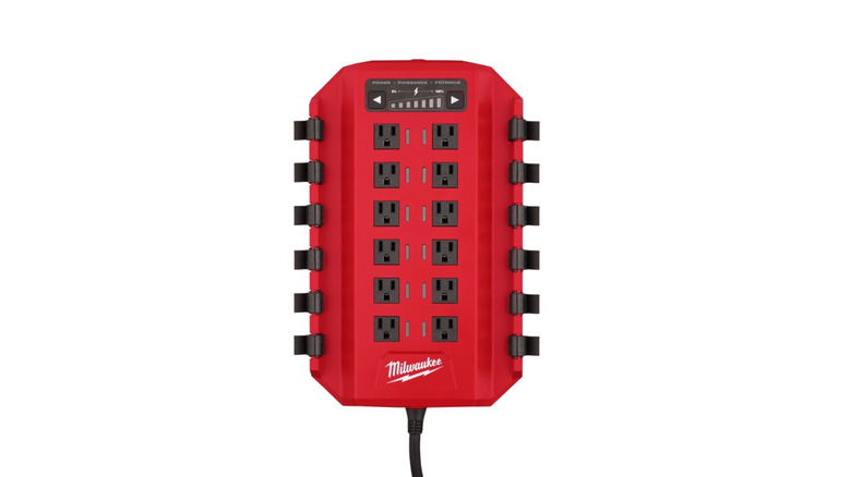 Picture showing Milwaukee power strip