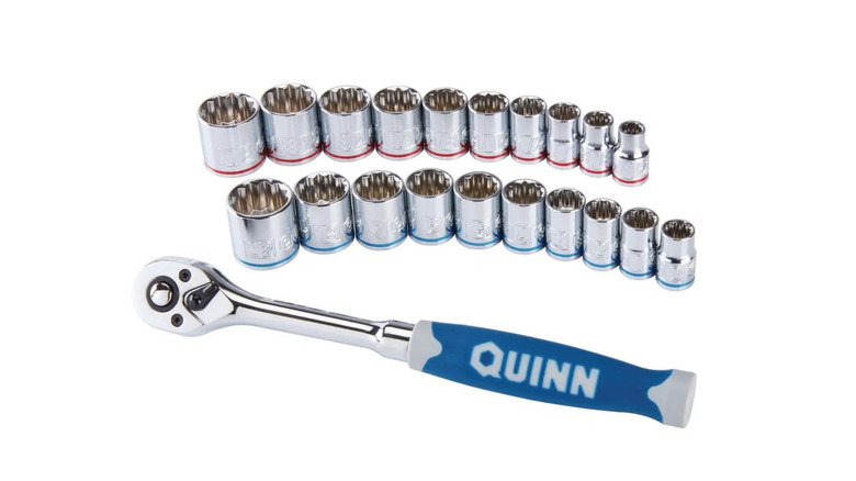 Picture showing Quinn socket and ratchet set