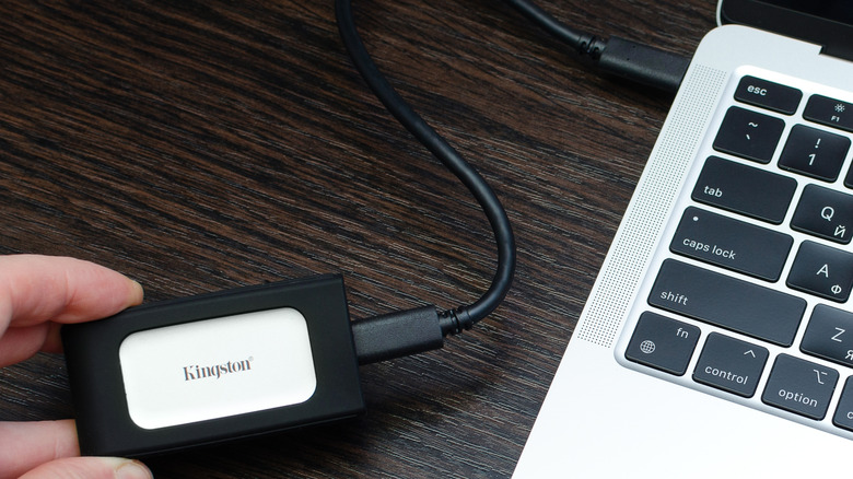 Kingston external drive connected to MacBook