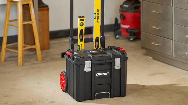 rolling tool box