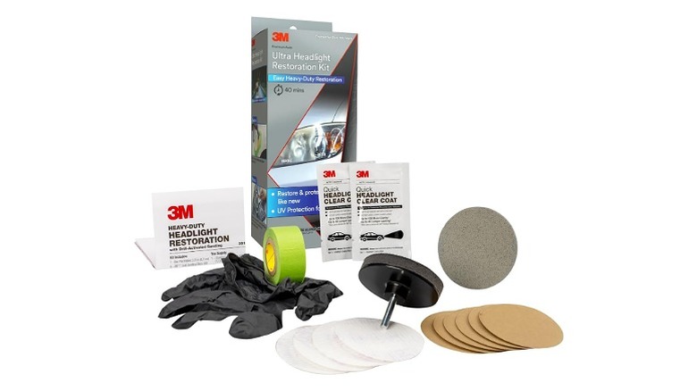 3M headlight kit cleaning tools