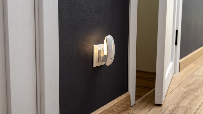 motion sensor wall plugged light