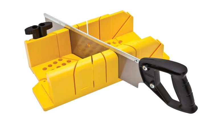 Stanley 14.5-Inch Clamping Miter Box with 14-Inch Saw