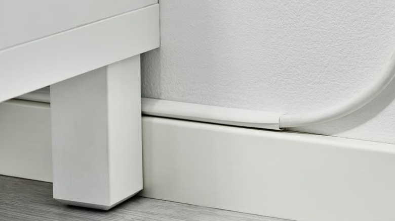 Picture displaying cord tube in use