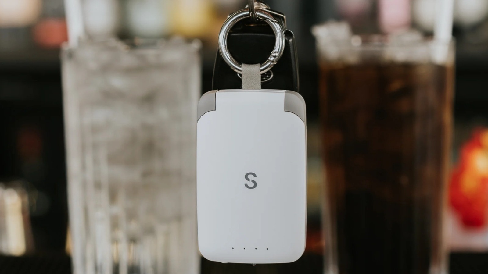 5 Keychain Charging Gadgets That'll Save You From A Dead Battery