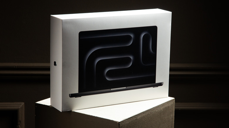 MacBook Pro product box