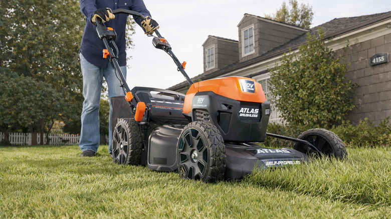 Atlas 80V mower cutting grass