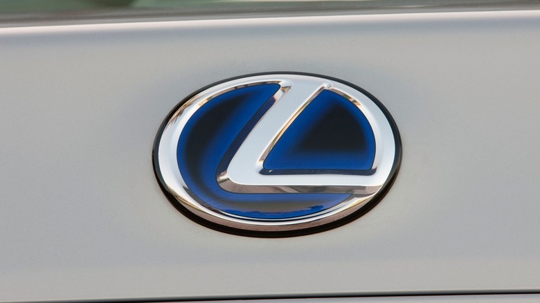 Close-up logo of the Lexus badge